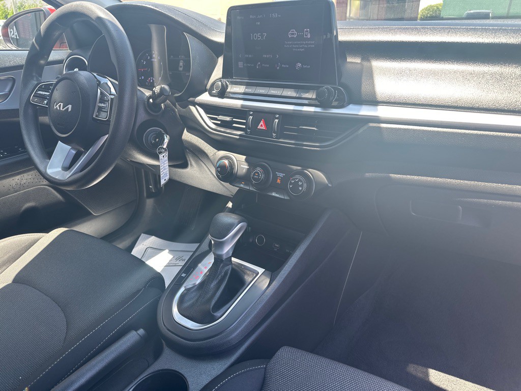 2022 Kia Forte Image 8