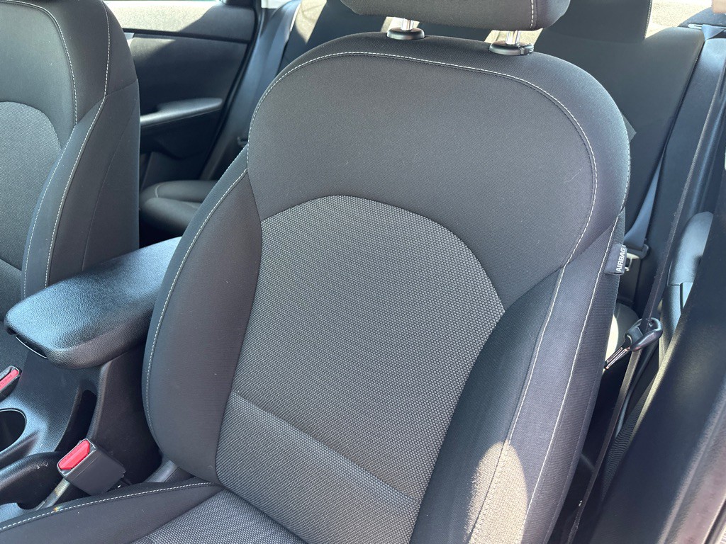 2022 Kia Forte Image 17