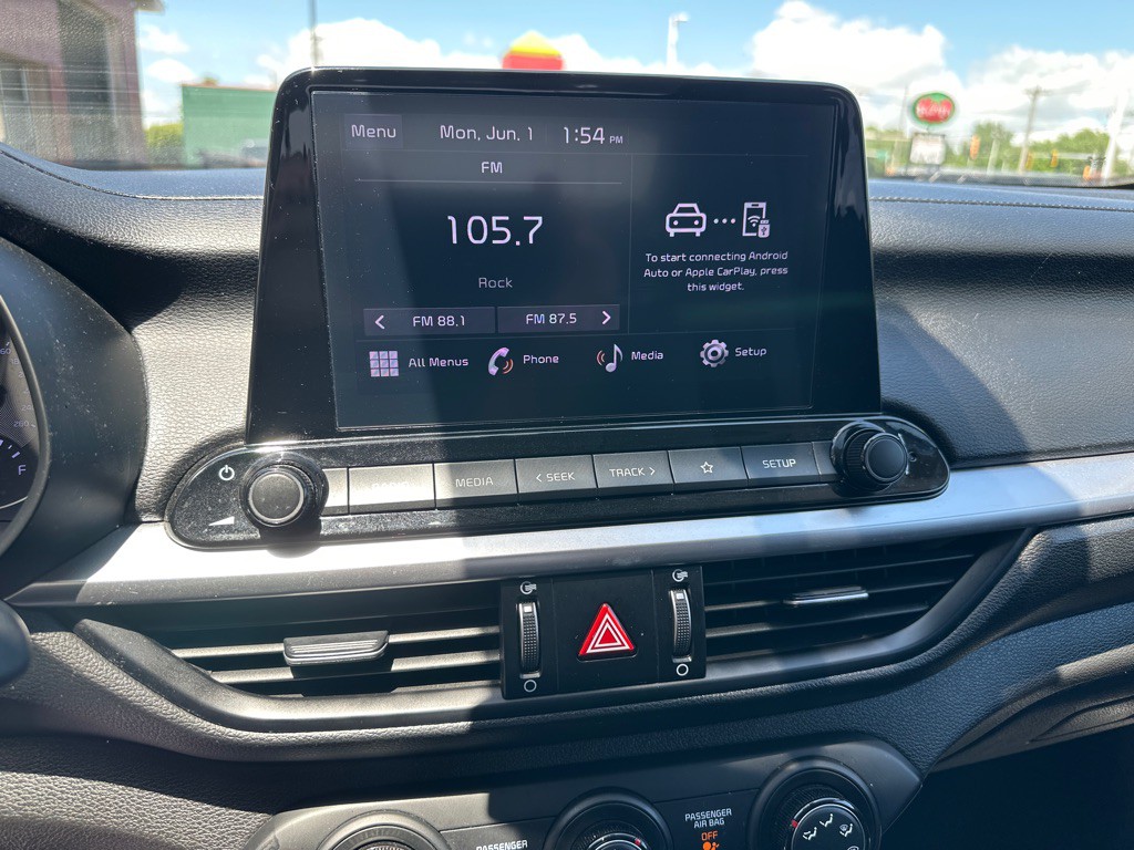 2022 Kia Forte Image 21