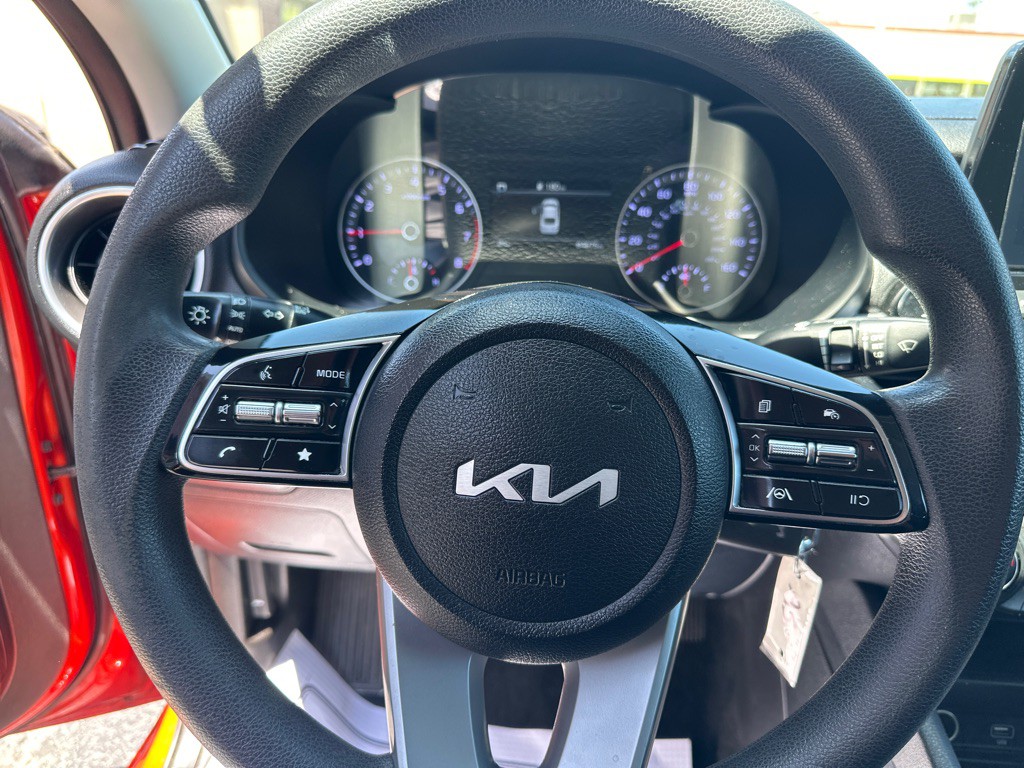 2022 Kia Forte Image 22