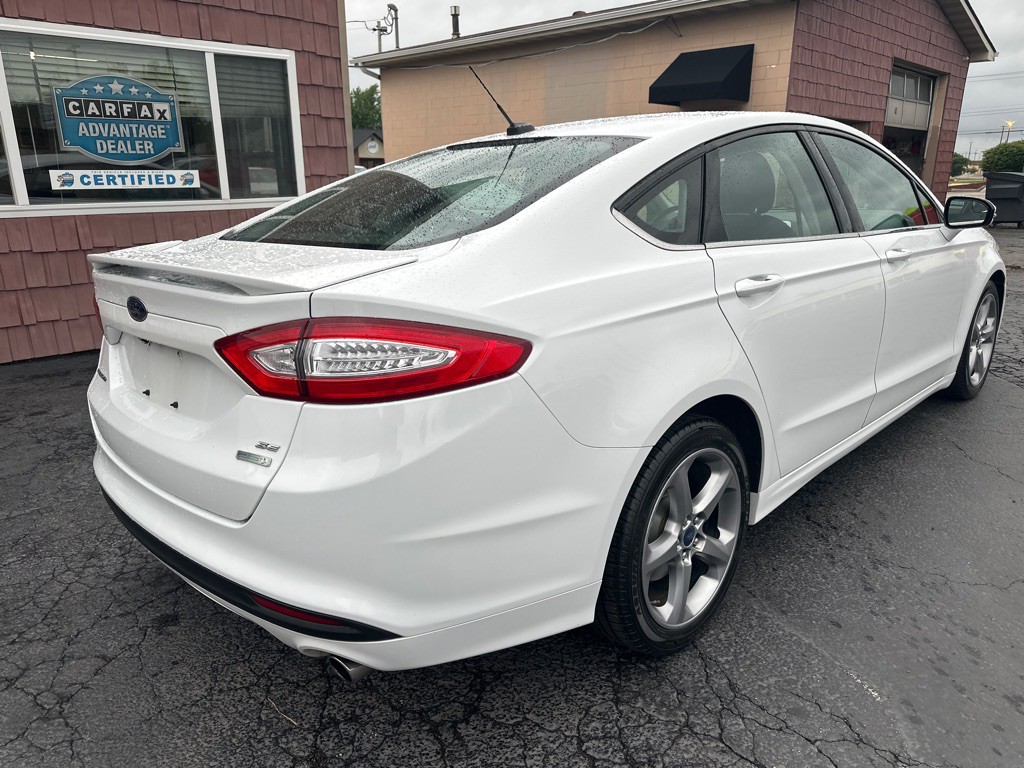 2015 Ford Fusion Image 5