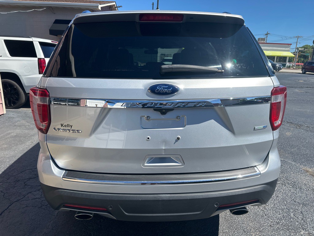 2018 Ford Explorer Image 4