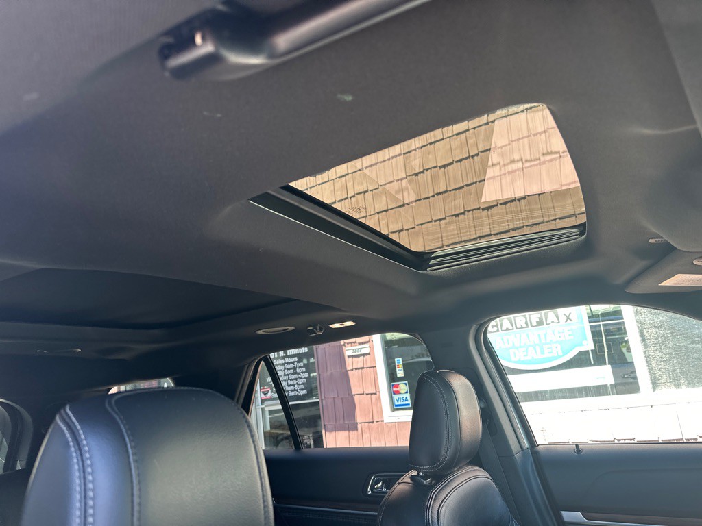 2018 Ford Explorer Image 9