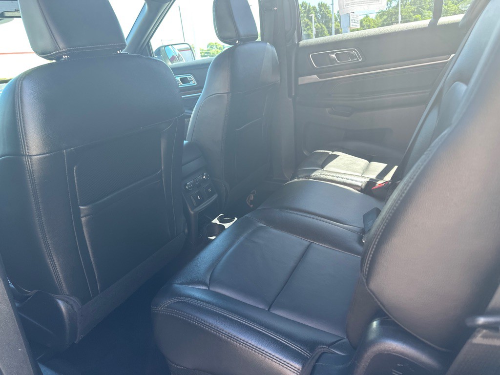 2018 Ford Explorer Image 18
