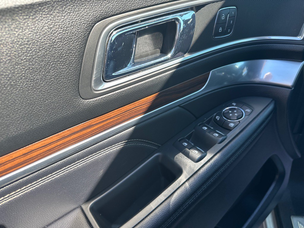 2018 Ford Explorer Image 19