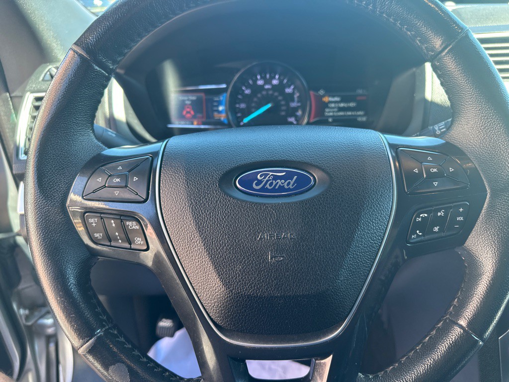 2018 Ford Explorer Image 25