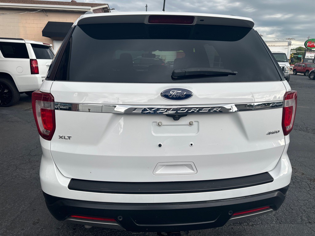2019 Ford Explorer Image 4