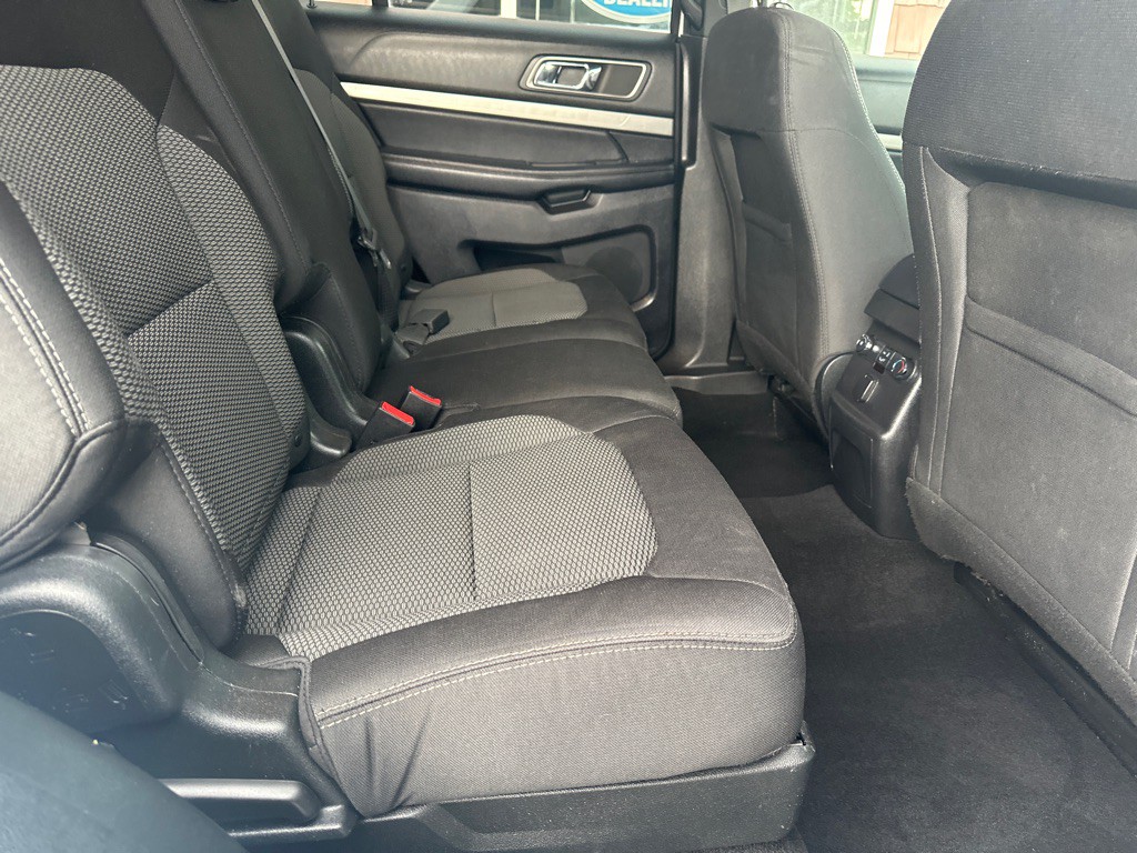 2019 Ford Explorer Image 13