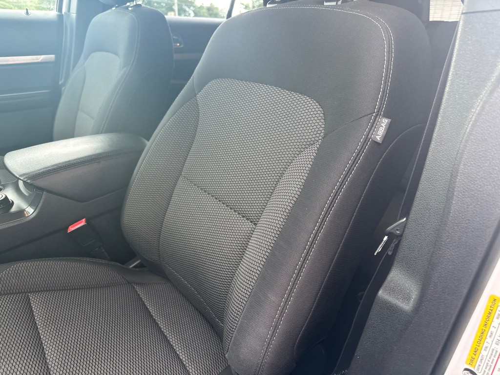 2019 Ford Explorer Image 19