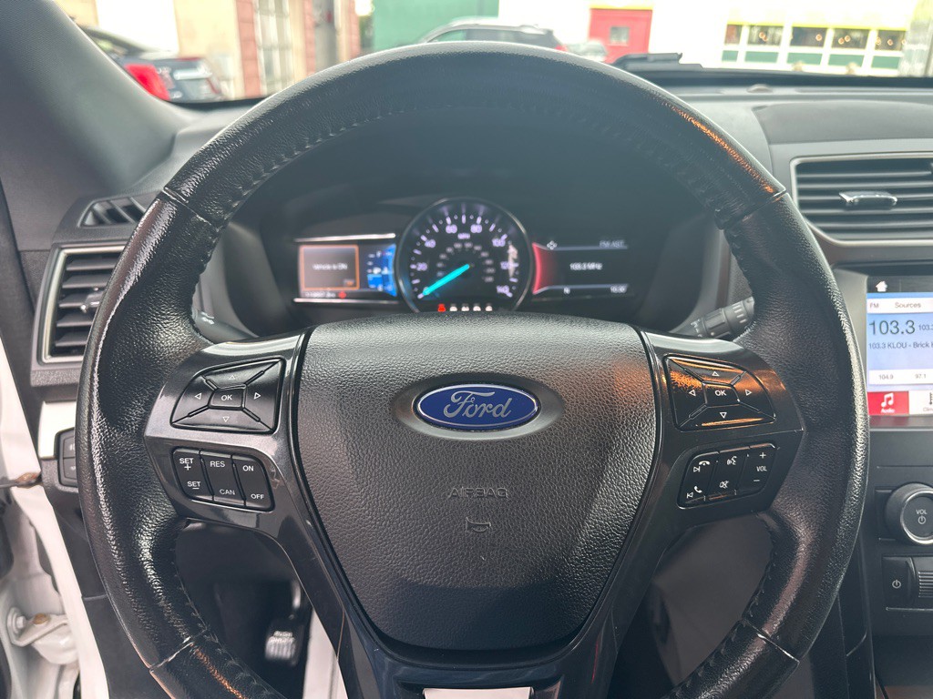2019 Ford Explorer Image 23