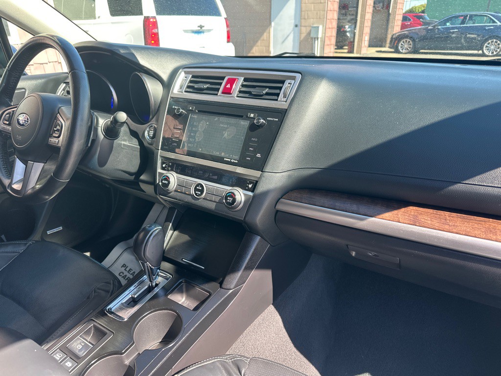 2017 Subaru Outback Image 9