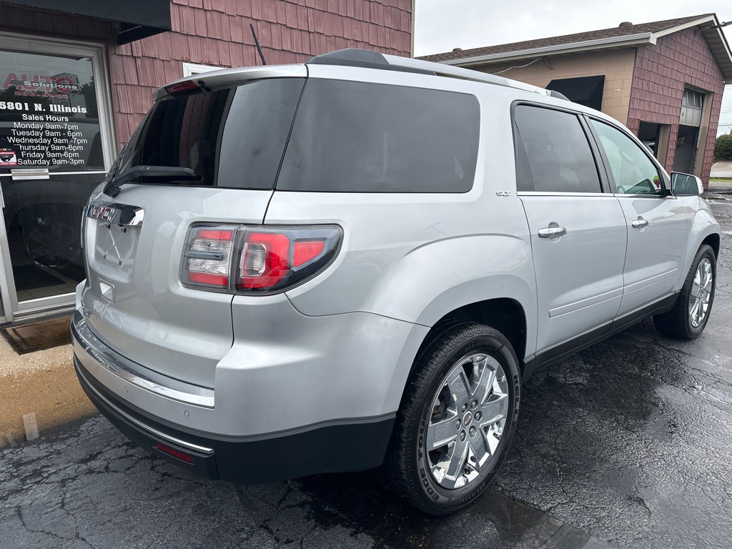 2017 GMC Acadia Image 5