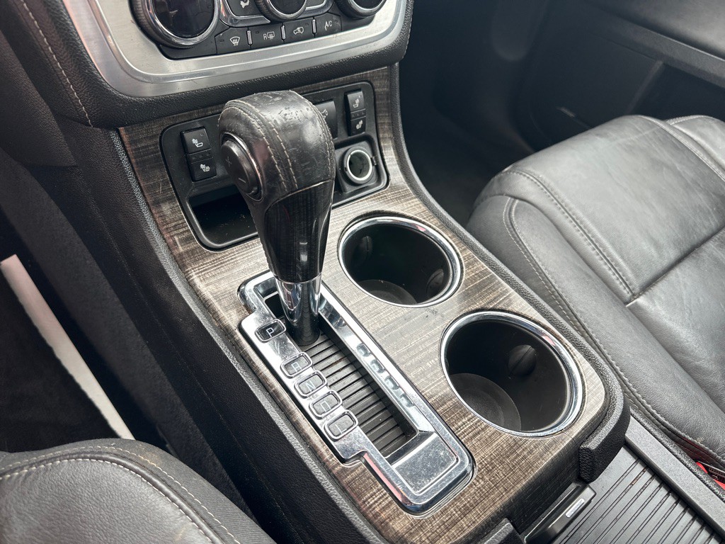 2017 GMC Acadia Image 24