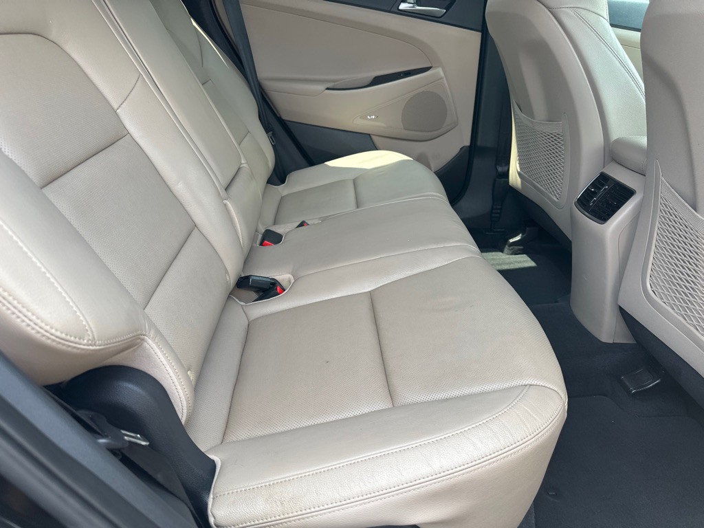 2017 Hyundai Tucson Image 15