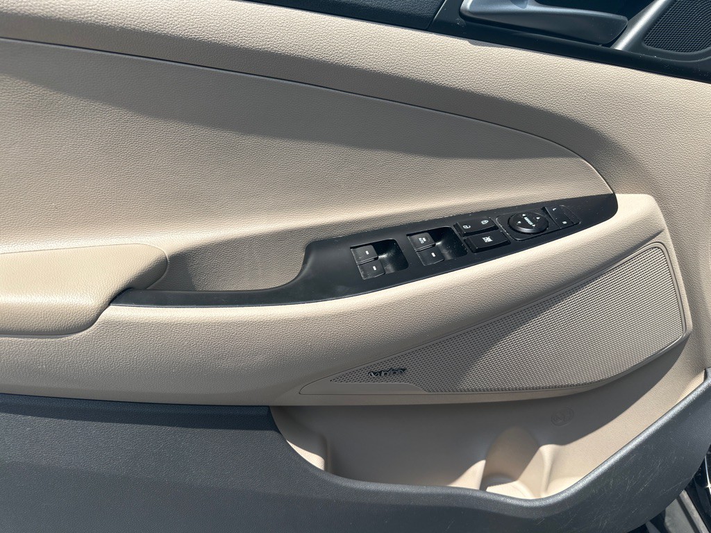2017 Hyundai Tucson Image 19