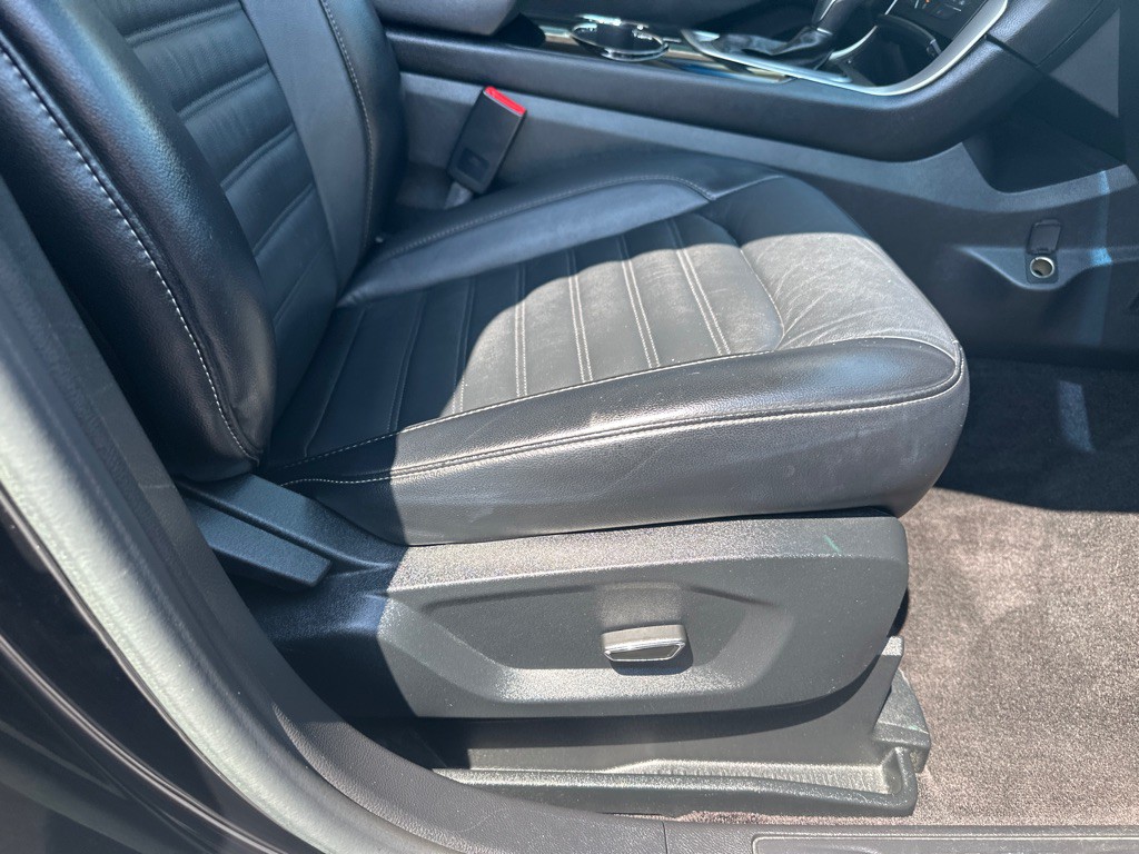 2016 Ford Edge Image 10