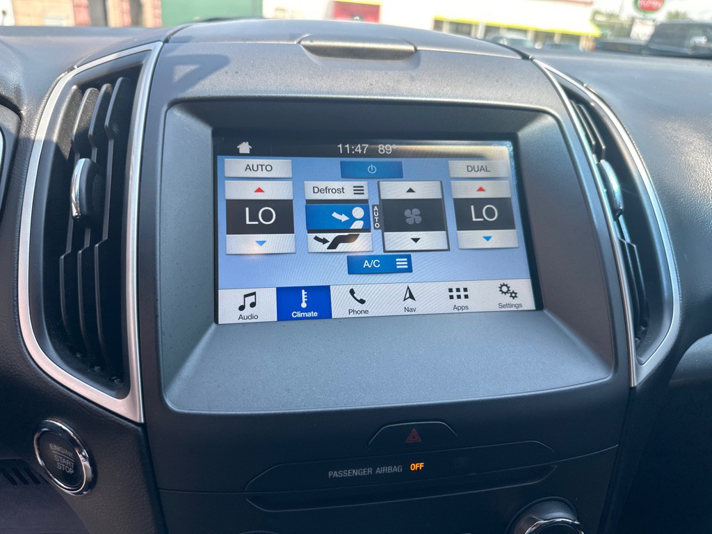 2016 Ford Edge Image 22