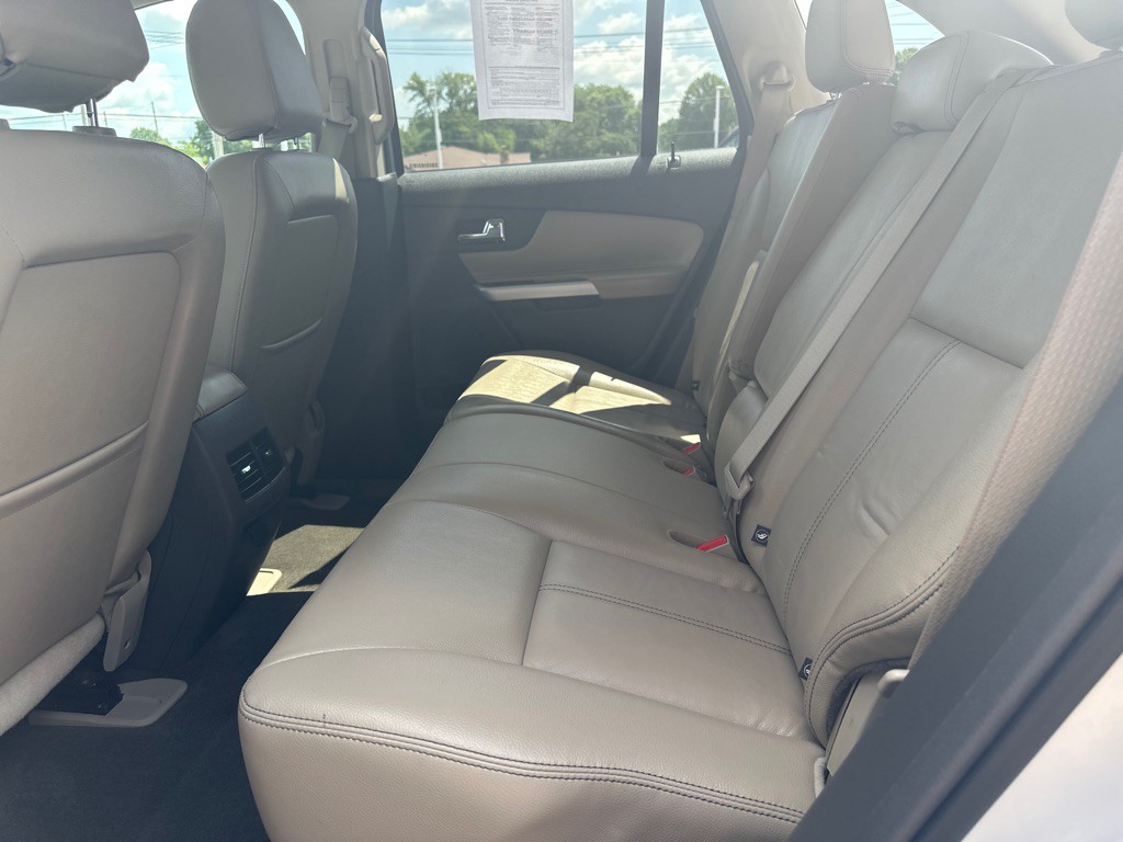 2013 Ford Edge Image 16