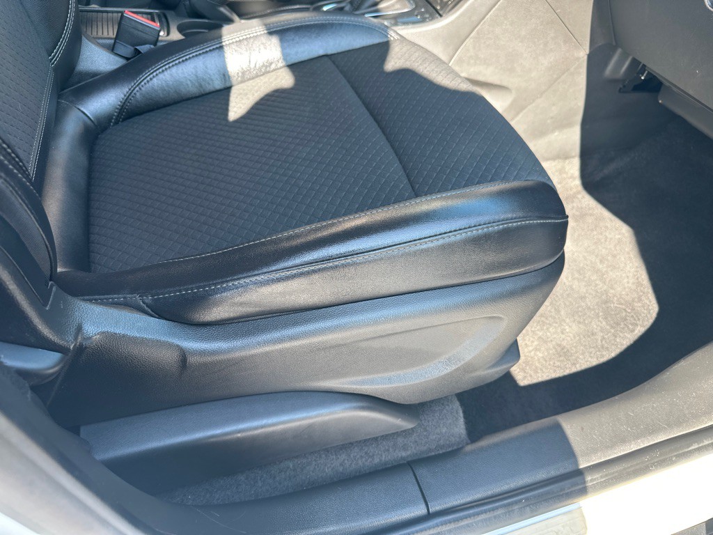 2017 Buick Enclave Image 9