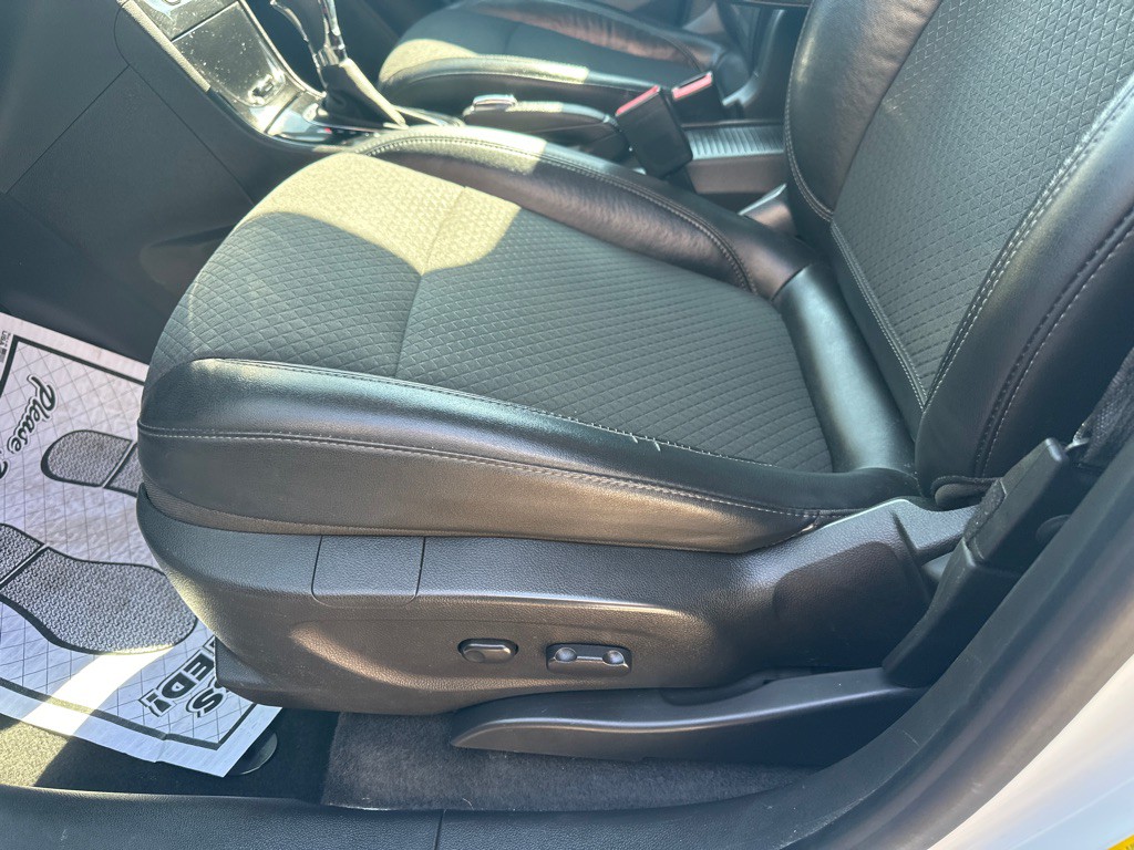 2017 Buick Enclave Image 17