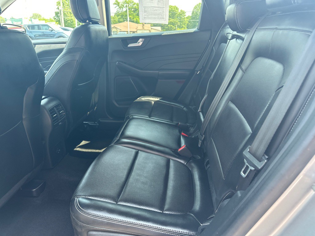 2021 Ford Escape Image 16