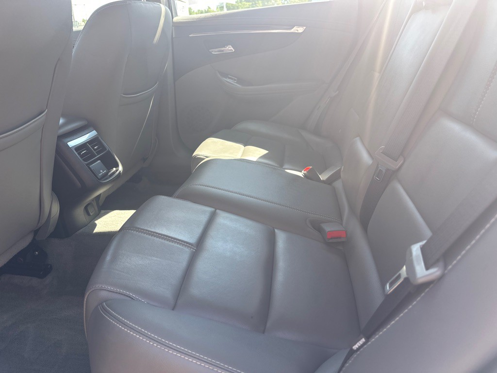 2019 Chevrolet Impala Image 14