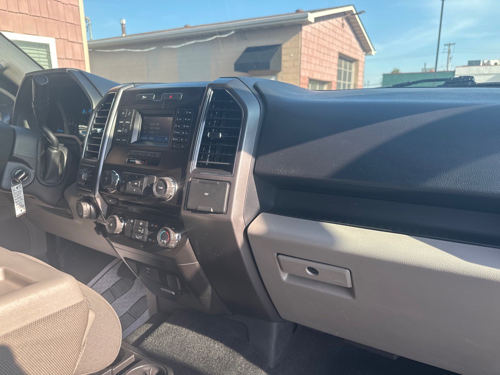 2017 Ford F-150 Image 10