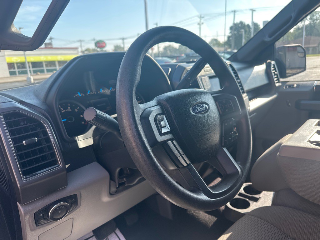 2017 Ford F-150 Image 25
