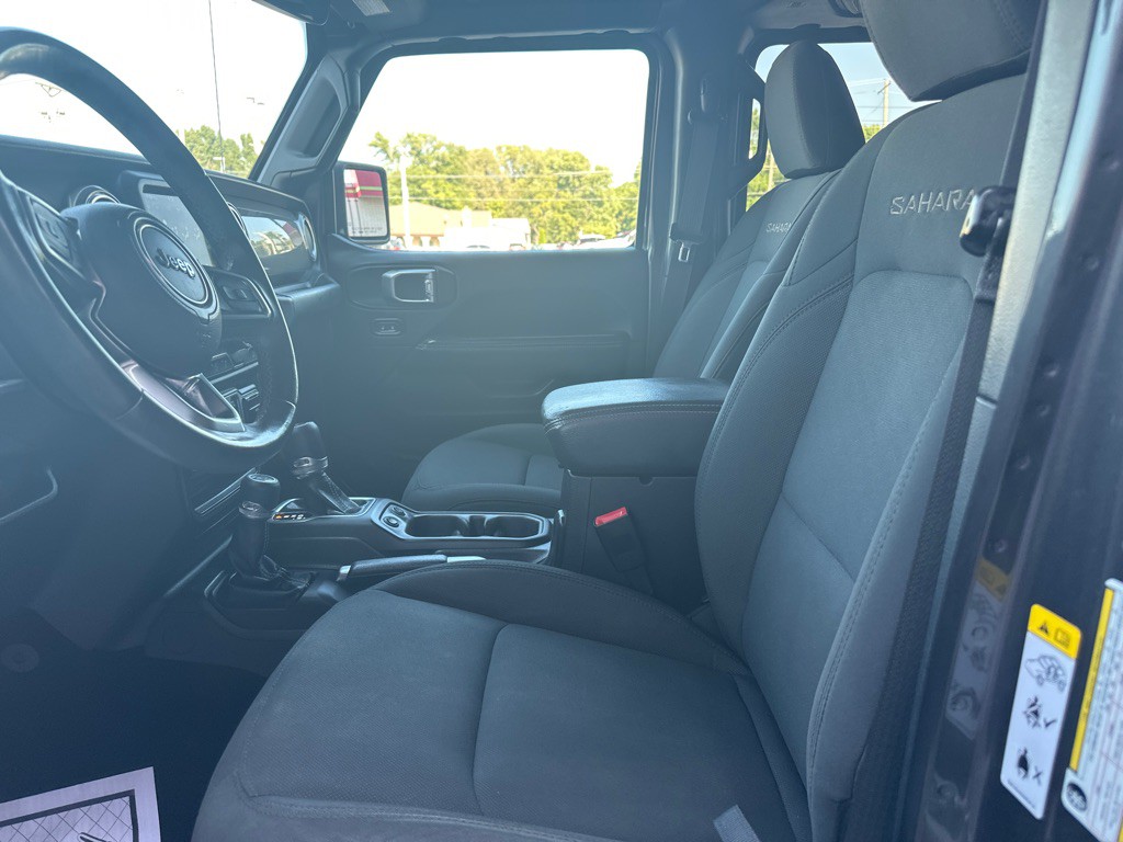 2018 Jeep Wrangler Unlimited Image 2