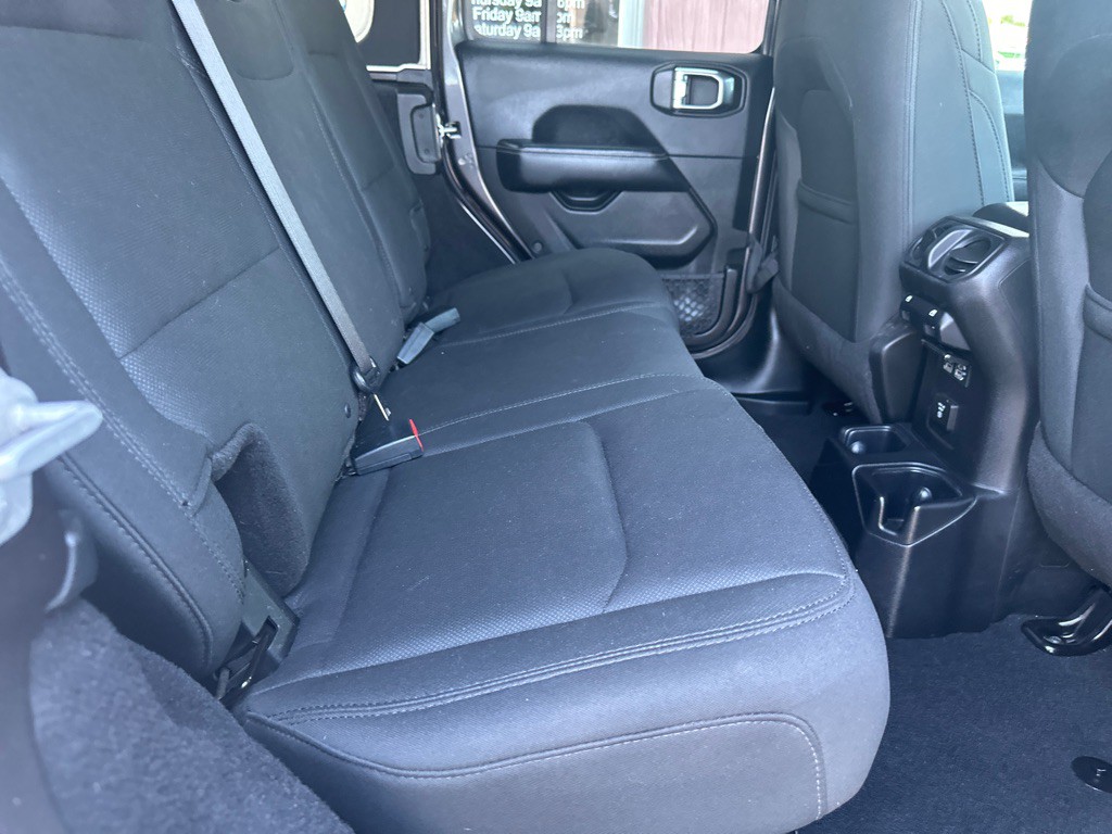 2018 Jeep Wrangler Unlimited Image 15
