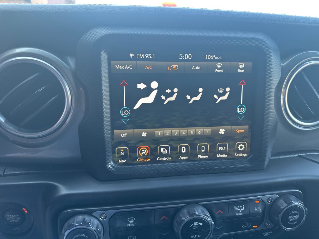 2018 Jeep Wrangler Unlimited Image 24