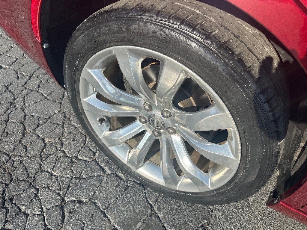2018 Chrysler 300 Image 7