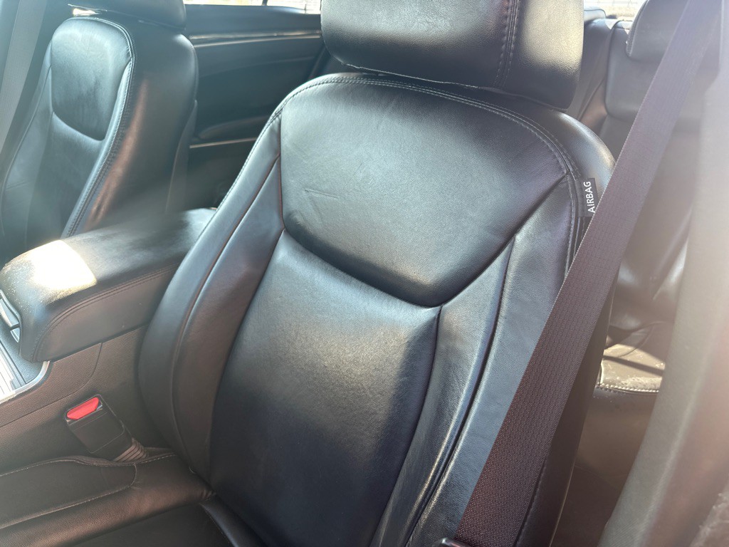 2018 Chrysler 300 Image 19