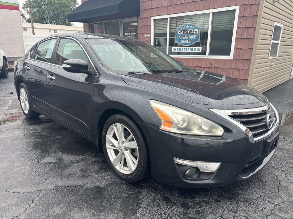 2015 Nissan Altima Image 1