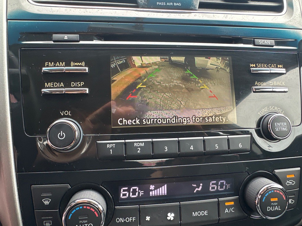 2015 Nissan Altima Image 23