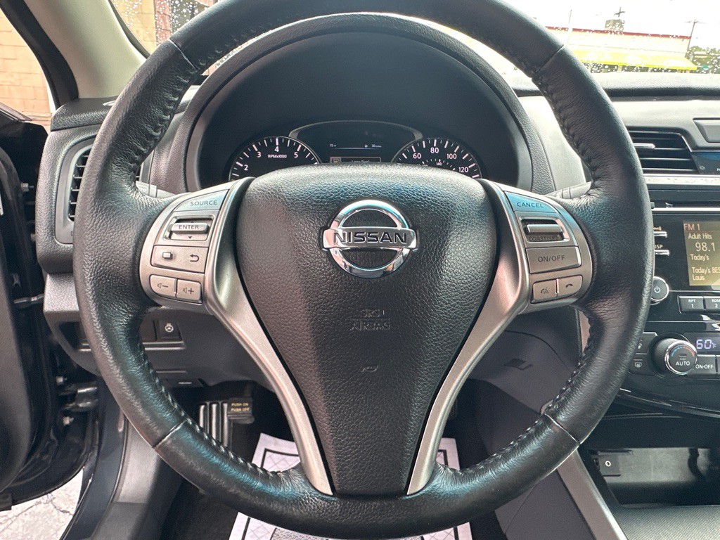2015 Nissan Altima Image 24