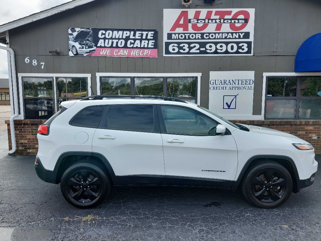2017 Jeep Cherokee Image 1