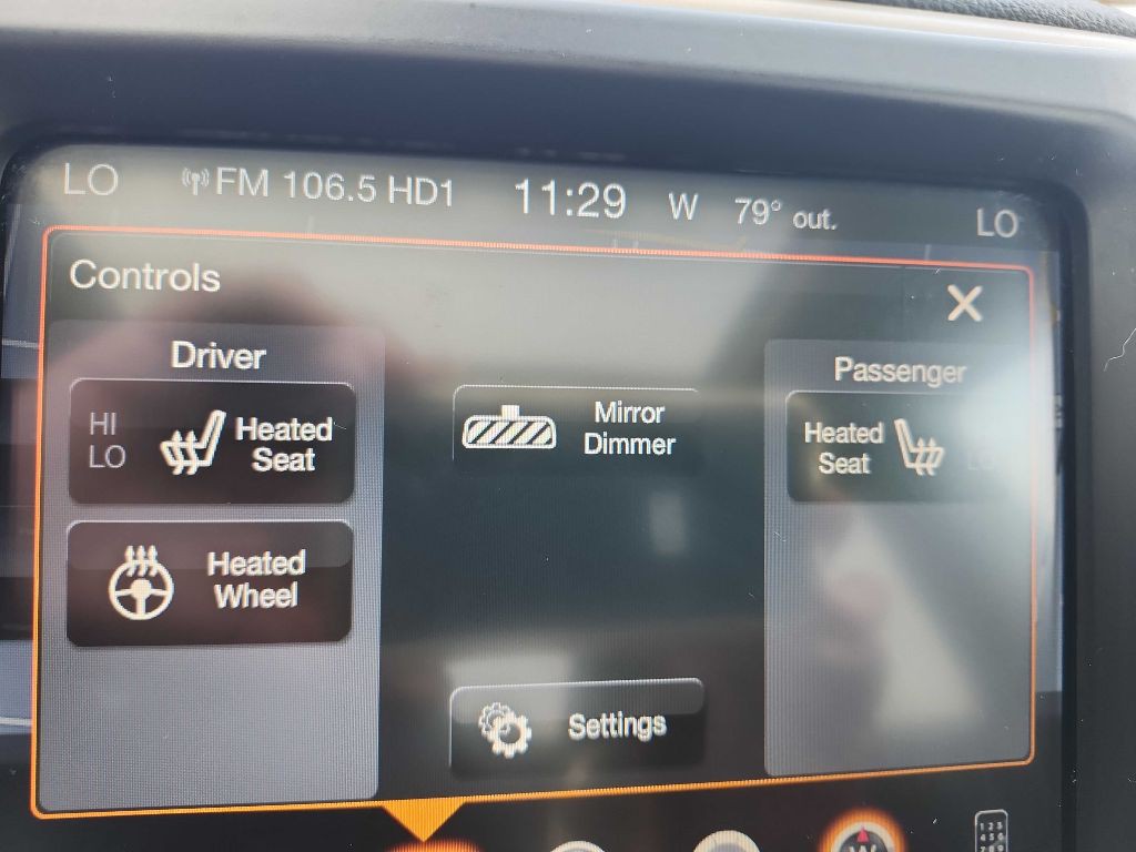 2017 Jeep Cherokee Image 24