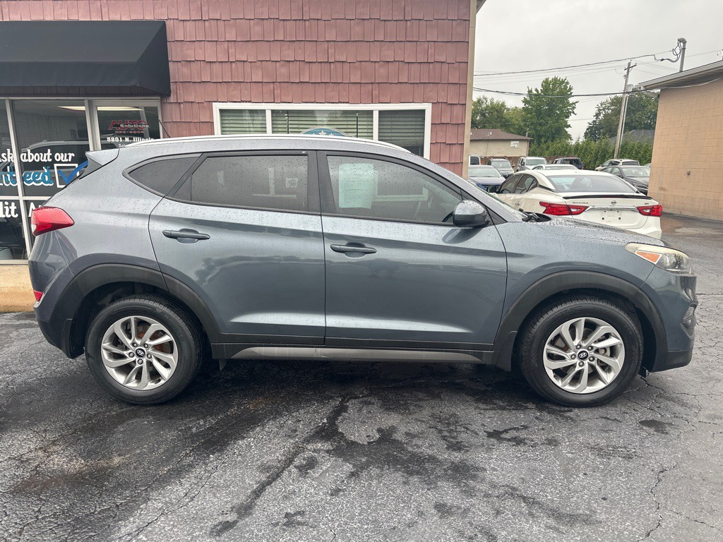 2016 Hyundai Tucson Image 6