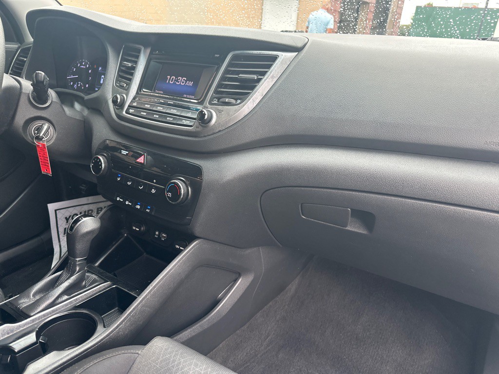 2016 Hyundai Tucson Image 9