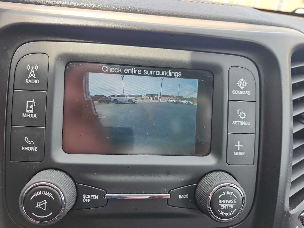 2015 Jeep Cherokee Image 21