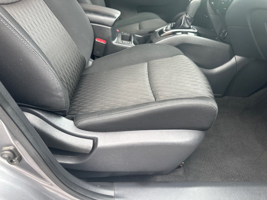 2017 Nissan Rogue Image 11