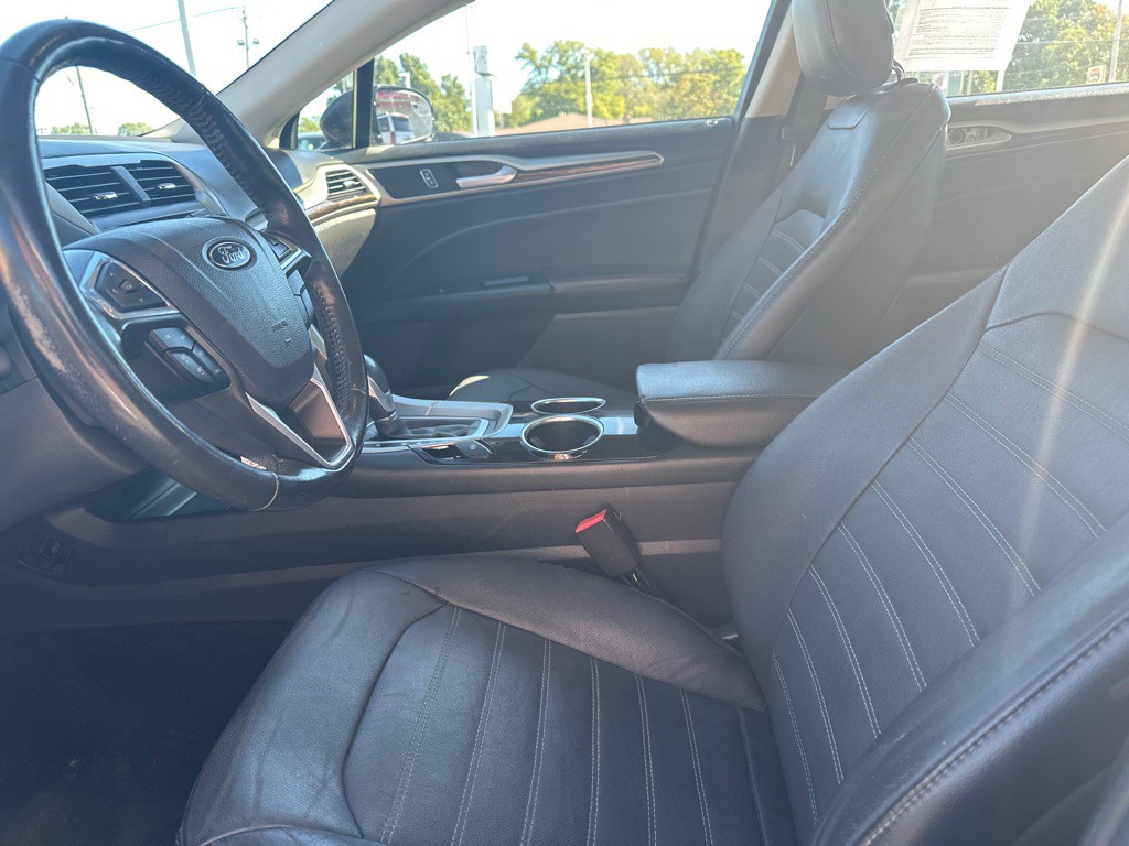 2013 Ford Fusion Image 2