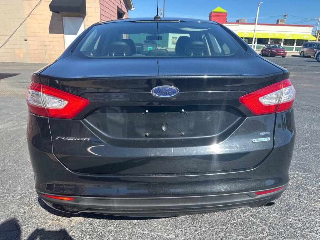 2013 Ford Fusion Image 4