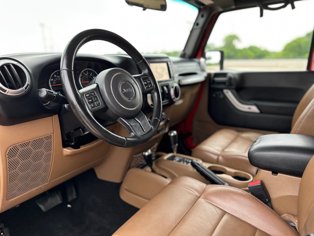 2012 Jeep Wrangler Unlimited Image 18