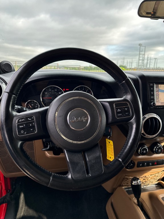 2012 Jeep Wrangler Unlimited Image 25