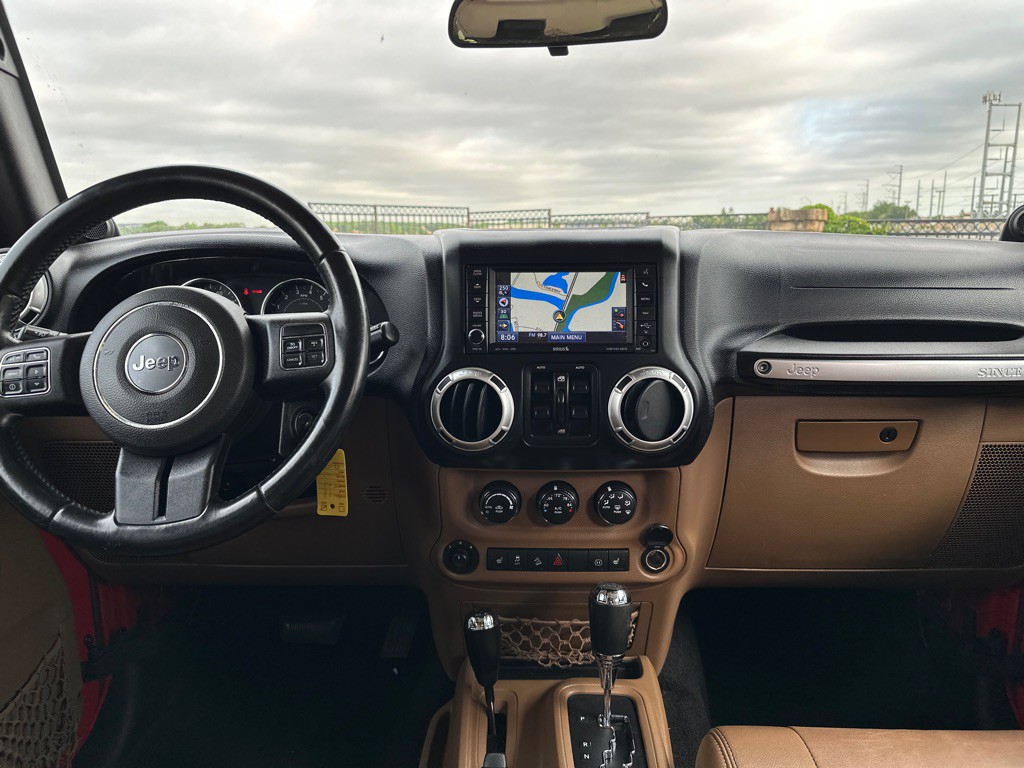 2012 Jeep Wrangler Unlimited Image 28
