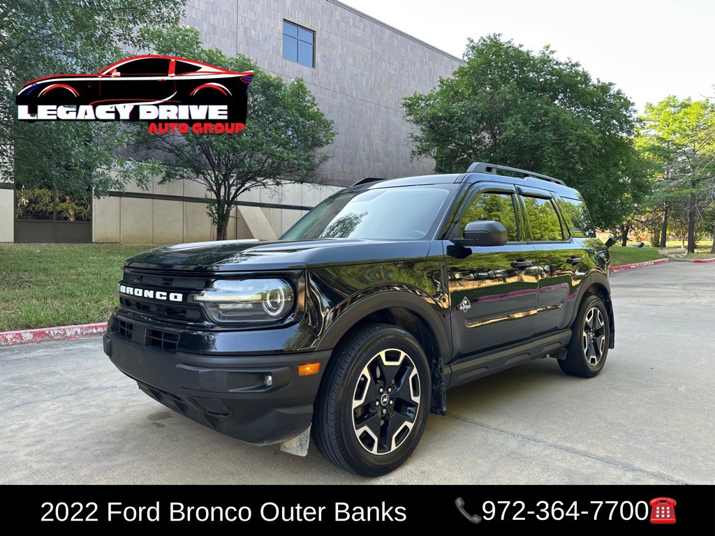 2022 Ford Bronco Image 3