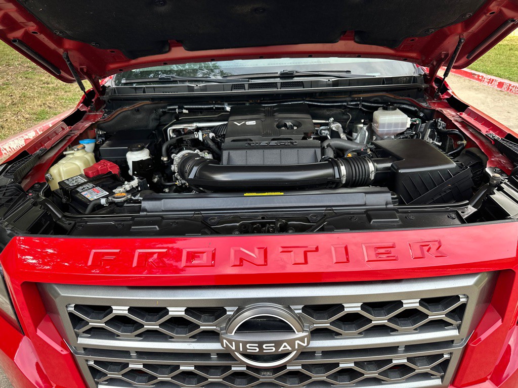 2022 Nissan Frontier Image 10