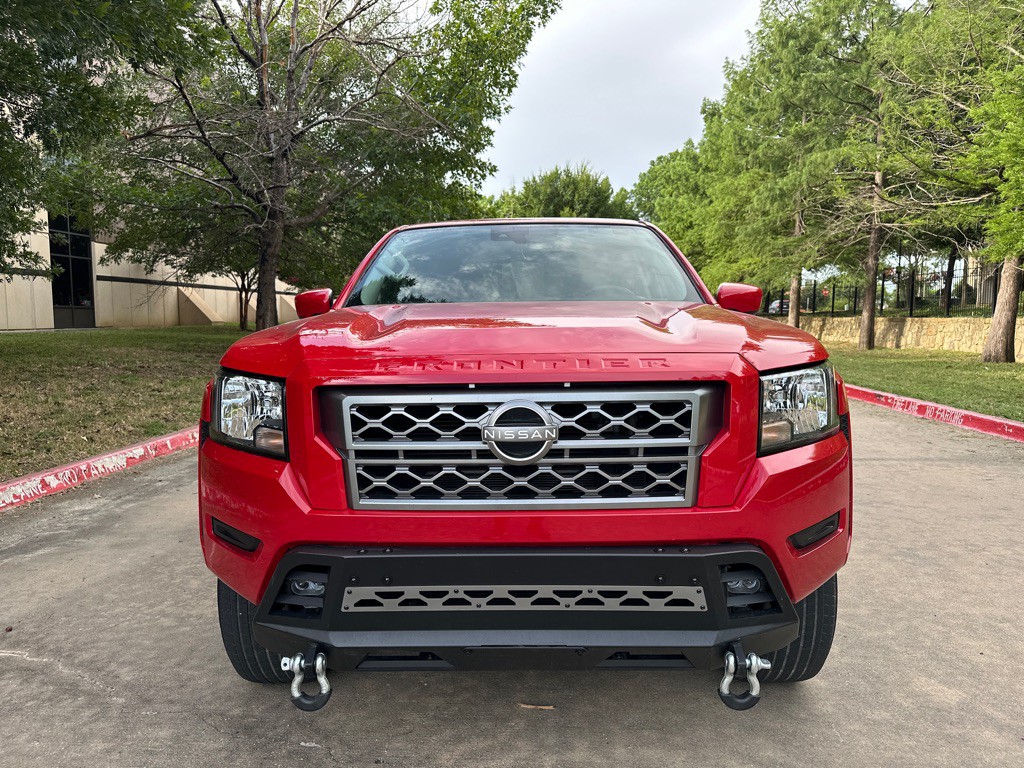 2022 Nissan Frontier Image 11